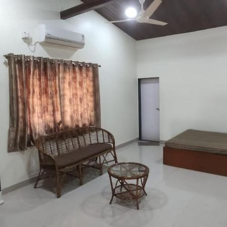Vila Vasant Lata Farm House Barashiv Exteriér fotografie